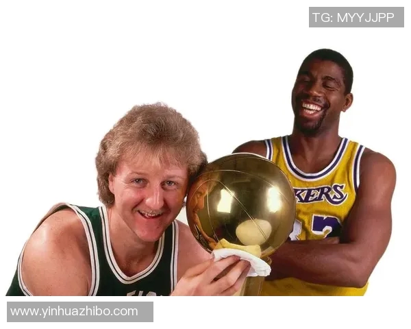 凯恩的传奇之路：从青涩球员到世界足球巨星的辉煌历程